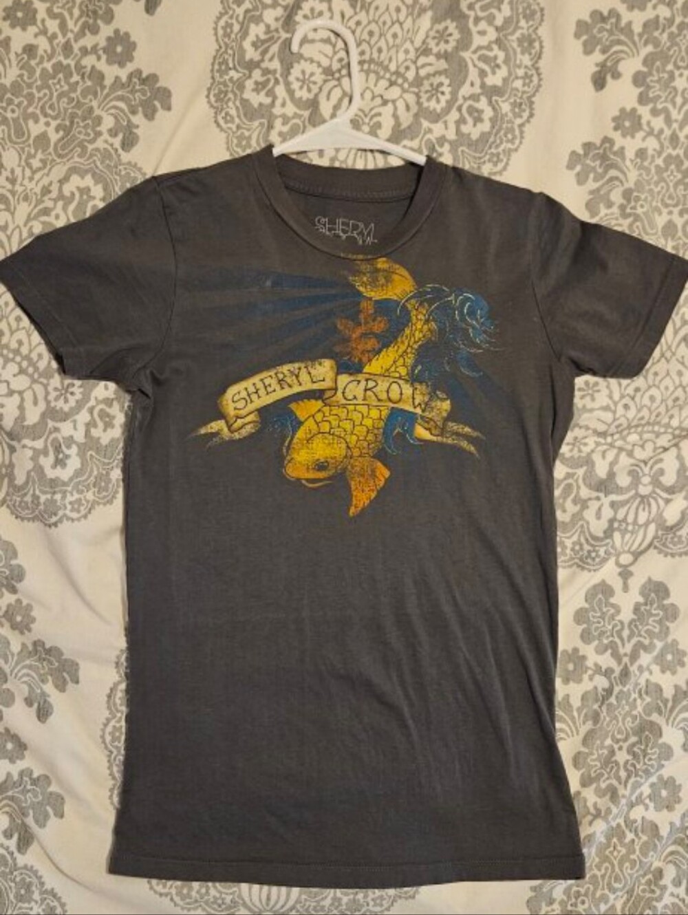 Vintage Official Sheryl Crow Concert Merch Tattoo Koi Fish Graphic Tee - Size M